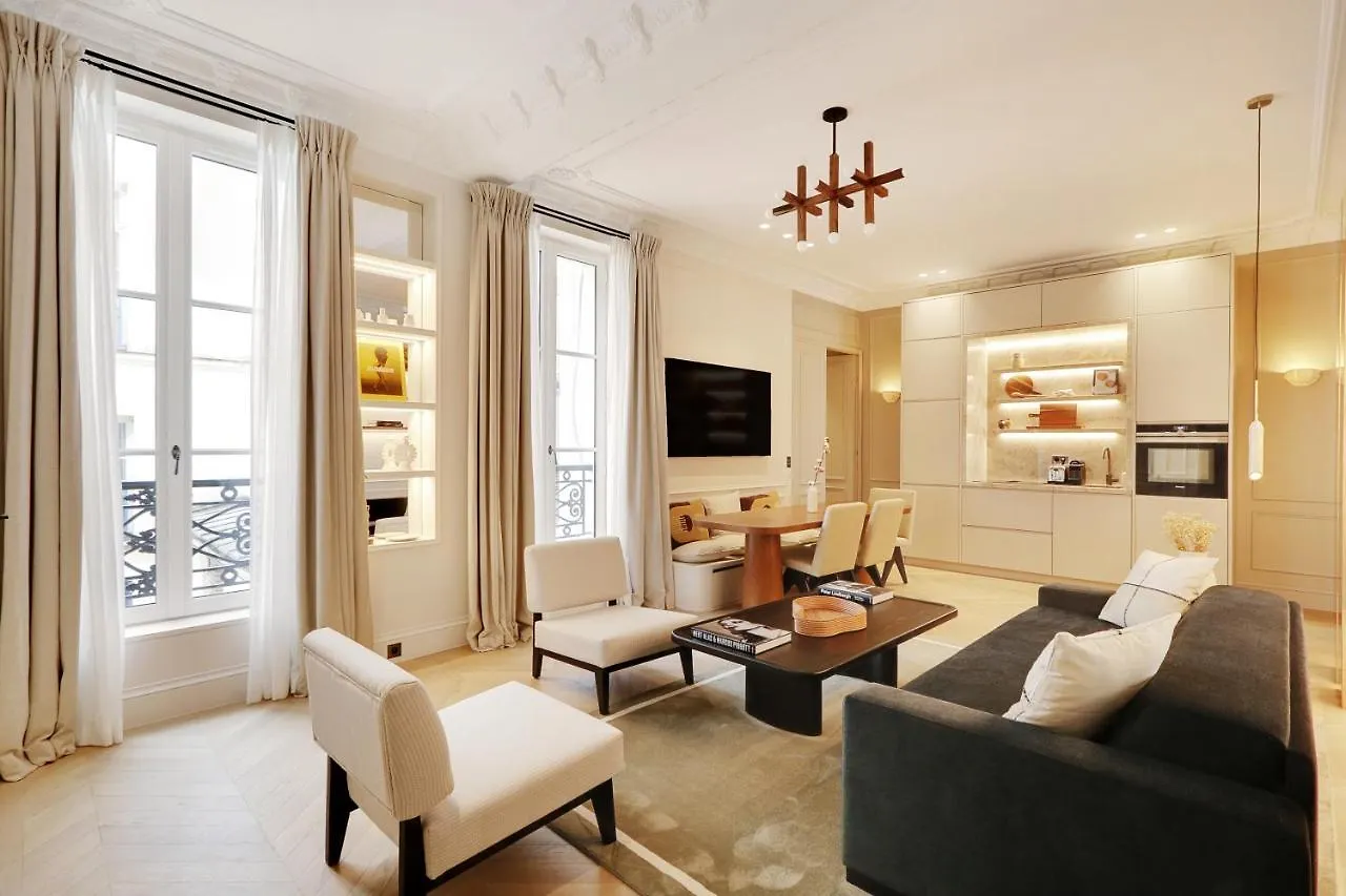 Thelander - Serviced Apartments In Louvre - Rivoli Paris